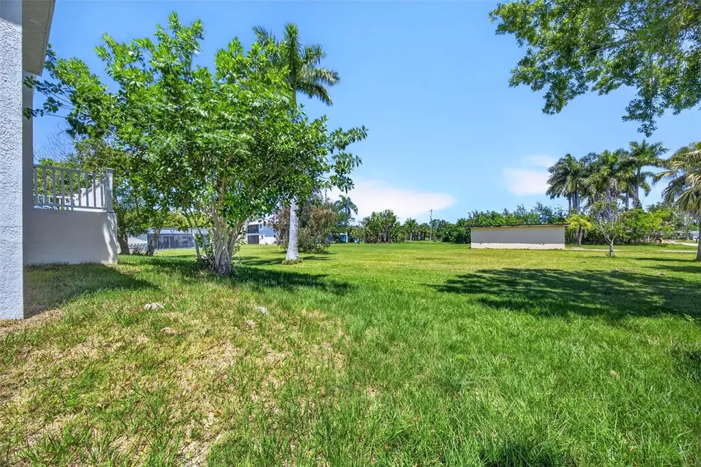 200 Leach Drive Punta Gorda FL 33950
