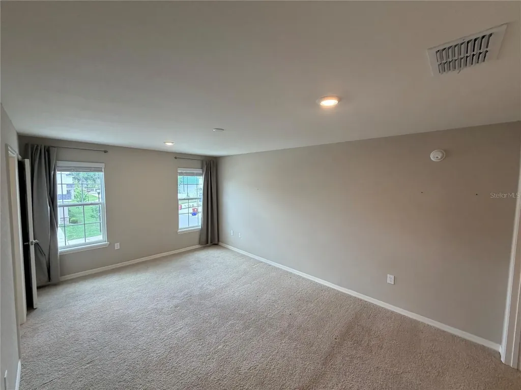 2738 Idyll Lakes Circle Plant City FL 33566