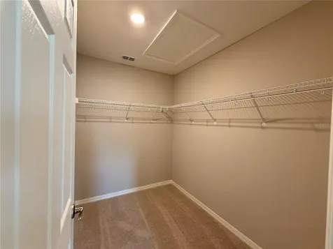 2738 Idyll Lakes Circle Plant City FL 33566