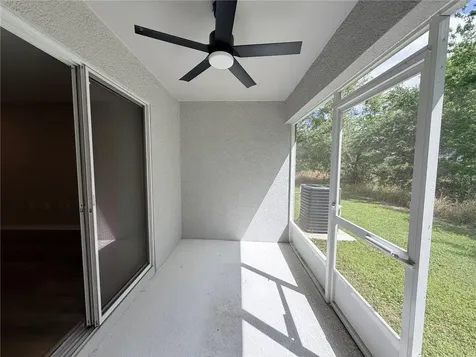 2738 Idyll Lakes Circle Plant City FL 33566