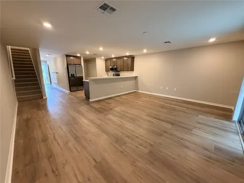 2738 Idyll Lakes Circle Plant City FL 33566