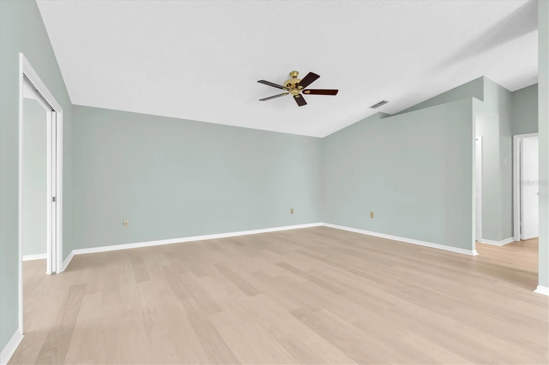 2023 Nash Drive Clearwater FL 33763