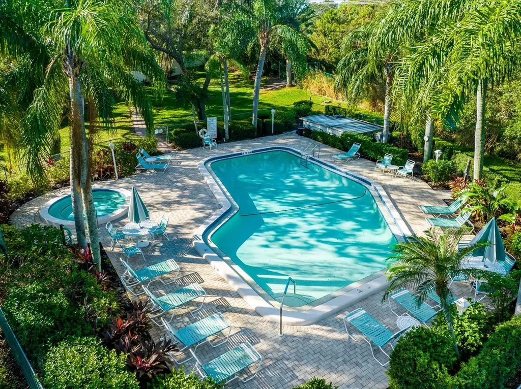 149 Pinehurst Drive Bradenton FL 34210