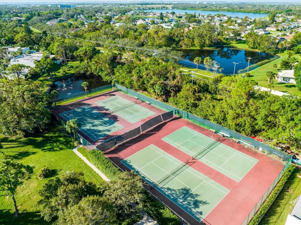 149 Pinehurst Drive Bradenton FL 34210