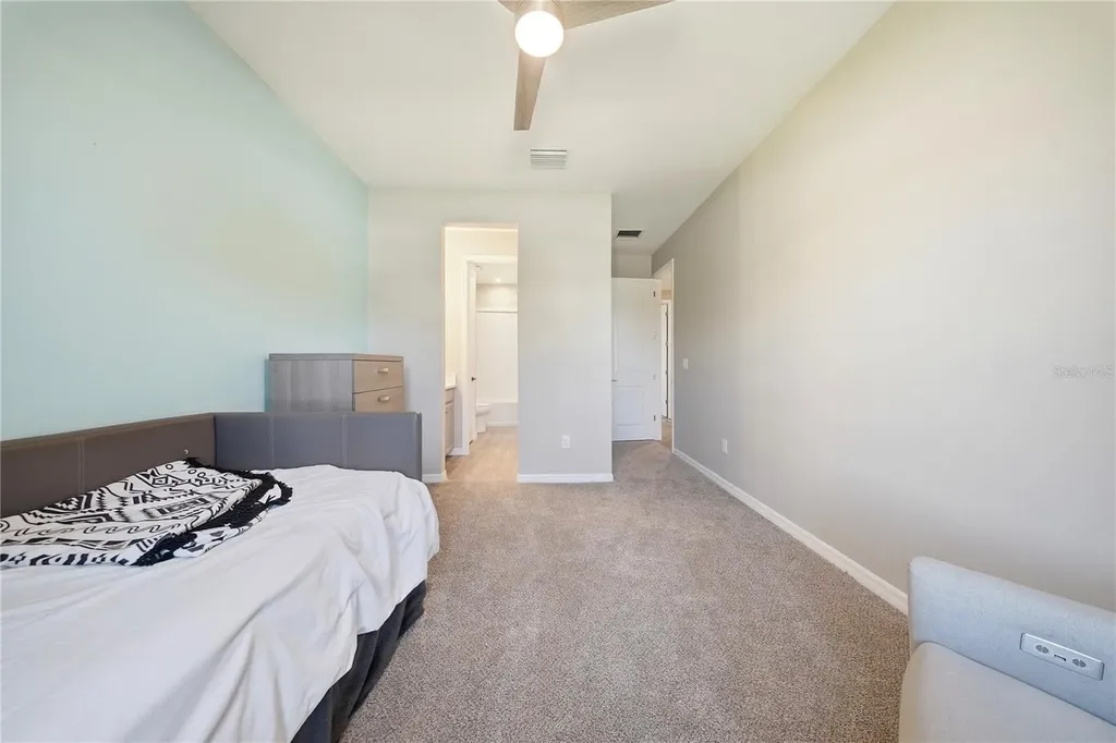 7121 Bradbury Circle Wesley Chapel FL 33545