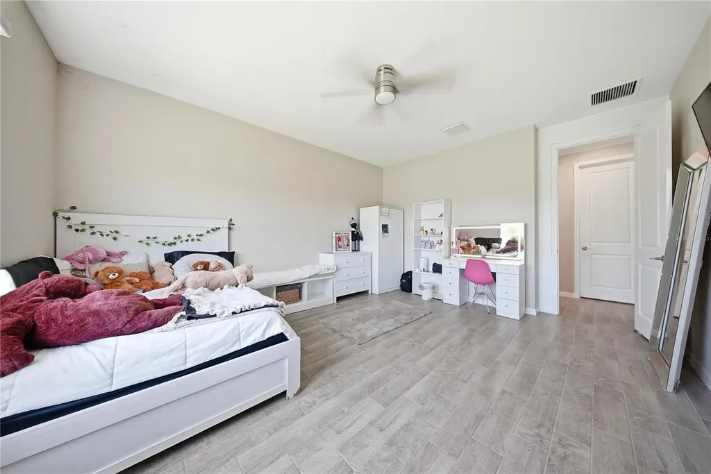 7121 Bradbury Circle Wesley Chapel FL 33545