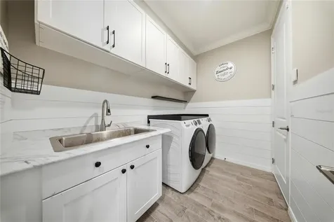 7121 Bradbury Circle Wesley Chapel FL 33545