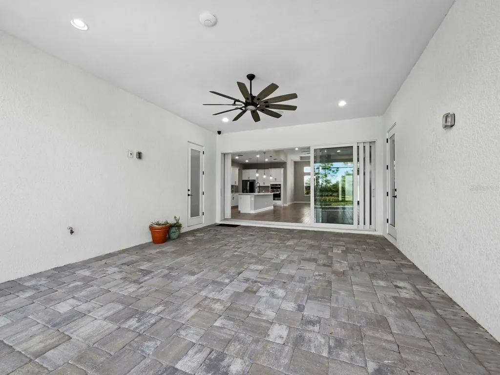 6129 Lungo Lago Drive Sarasota FL 34241