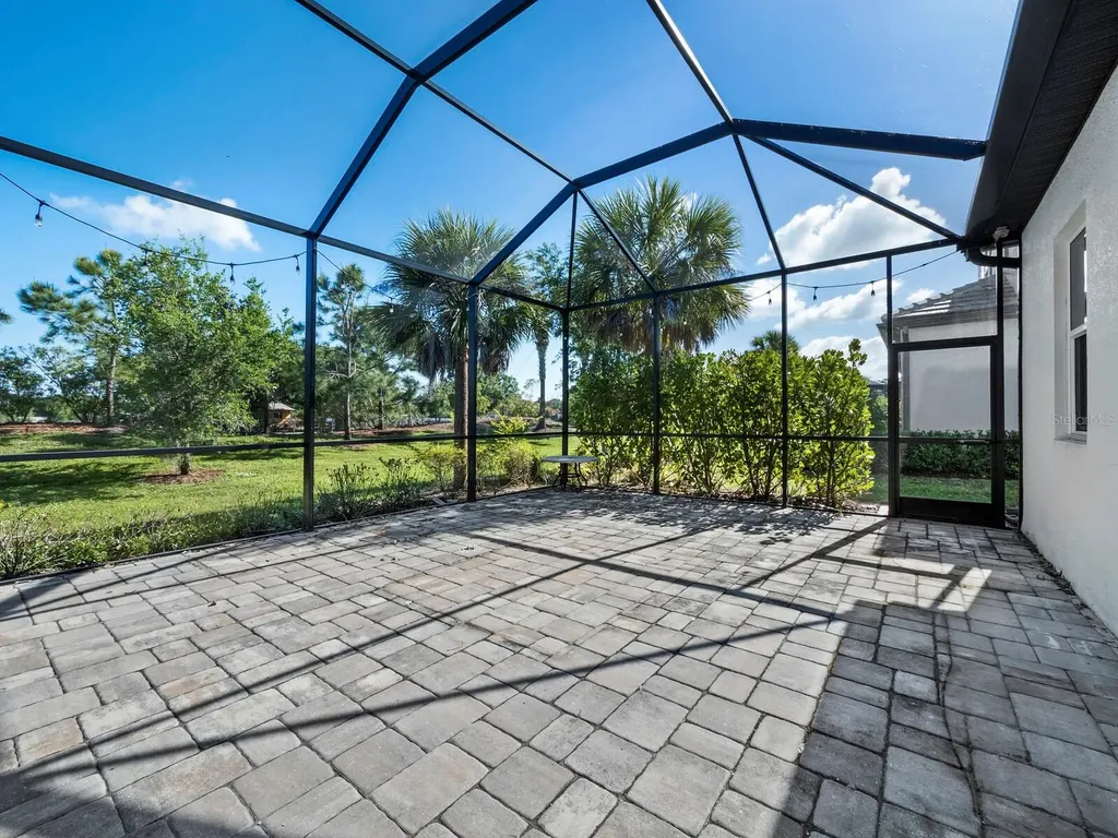6129 Lungo Lago Drive Sarasota FL 34241