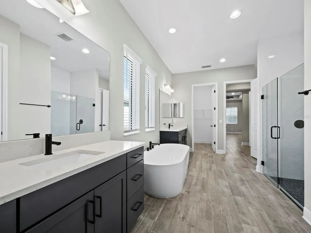 6129 Lungo Lago Drive Sarasota FL 34241