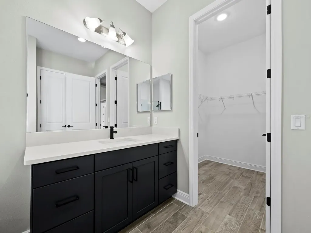 6129 Lungo Lago Drive Sarasota FL 34241