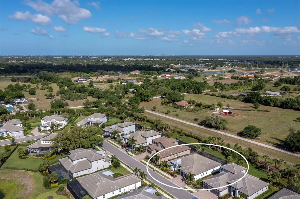 6129 Lungo Lago Drive Sarasota FL 34241