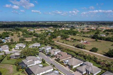 6129 Lungo Lago Drive Sarasota FL 34241