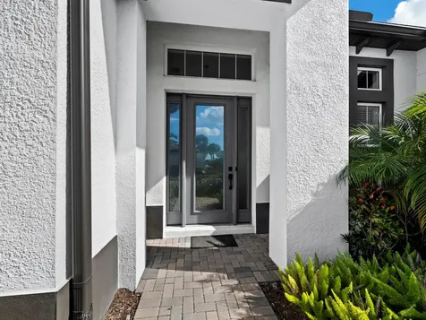 6129 Lungo Lago Drive Sarasota FL 34241