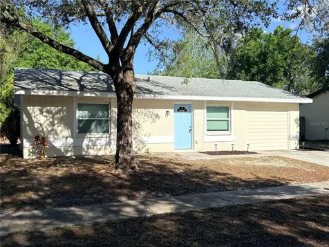 10320 County Lake Drive Port Richey FL 34668