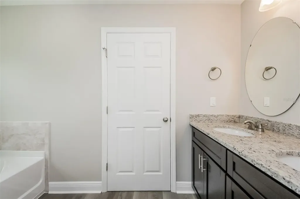 463 Columbia Court Kissimmee FL 34759