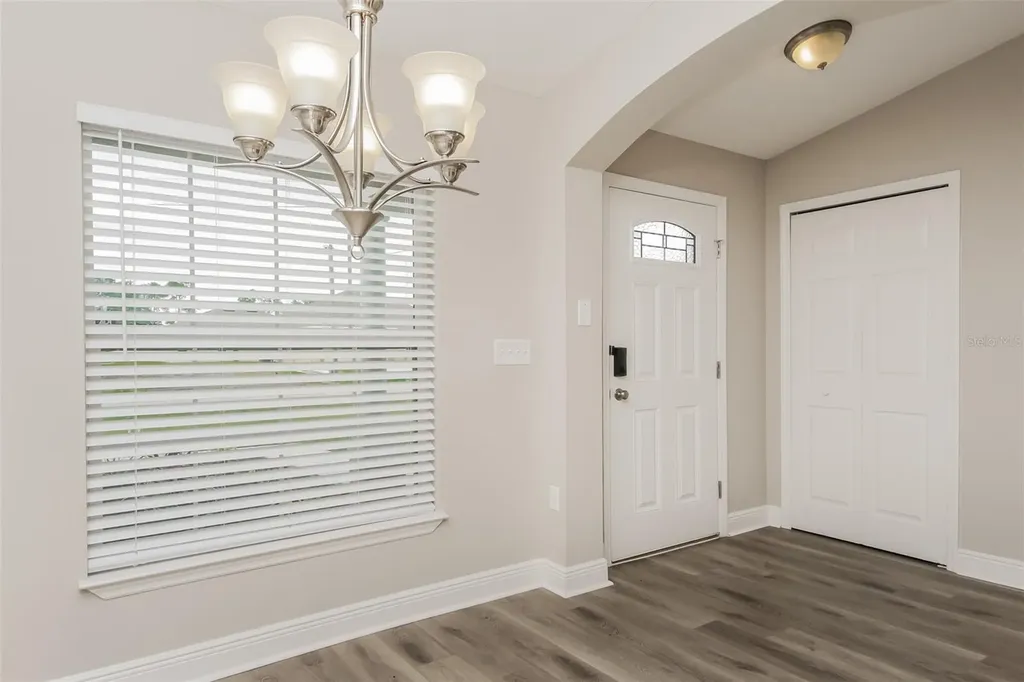 463 Columbia Court Kissimmee FL 34759
