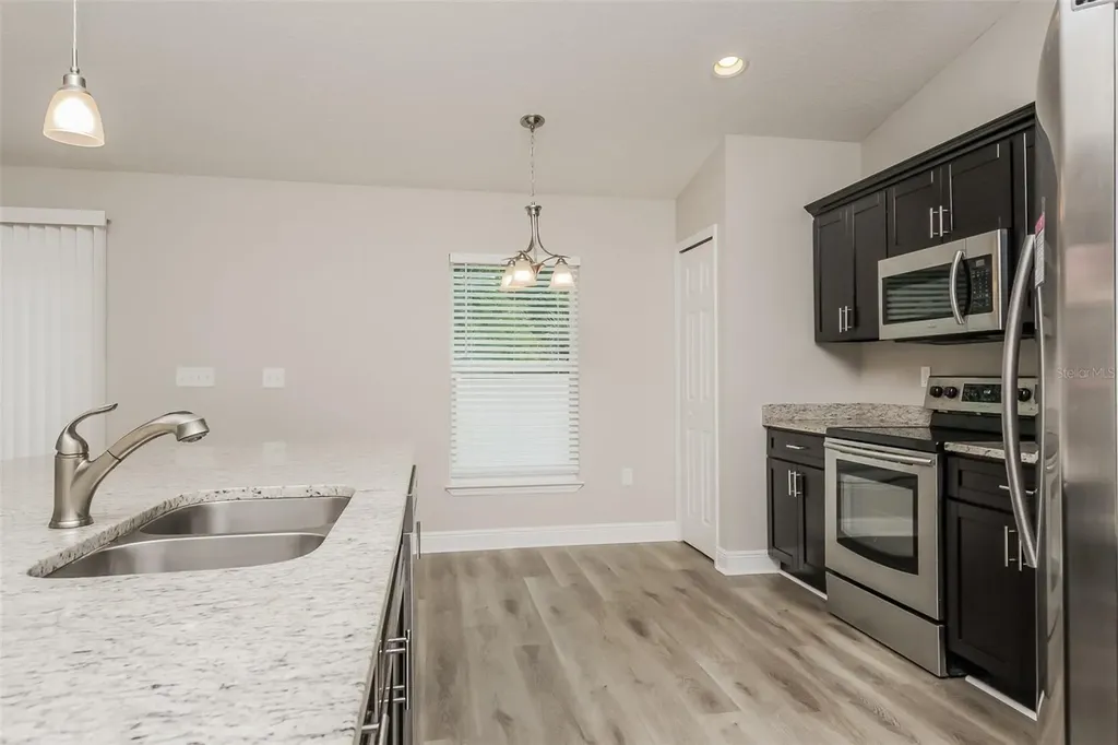 463 Columbia Court Kissimmee FL 34759