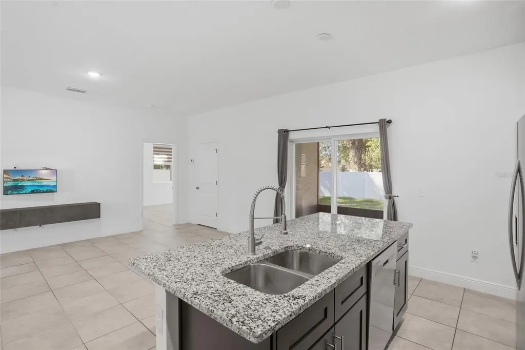 1010 Mayfair Place Kissimmee FL 34758