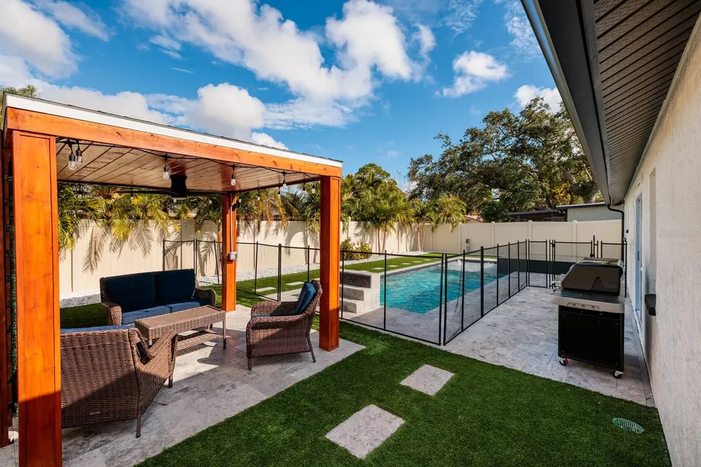 9481 Monica Drive Seminole FL 33777