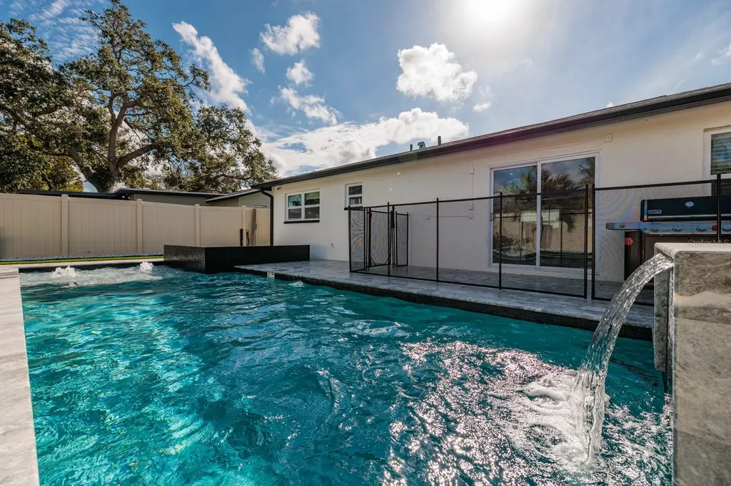 9481 Monica Drive Seminole FL 33777
