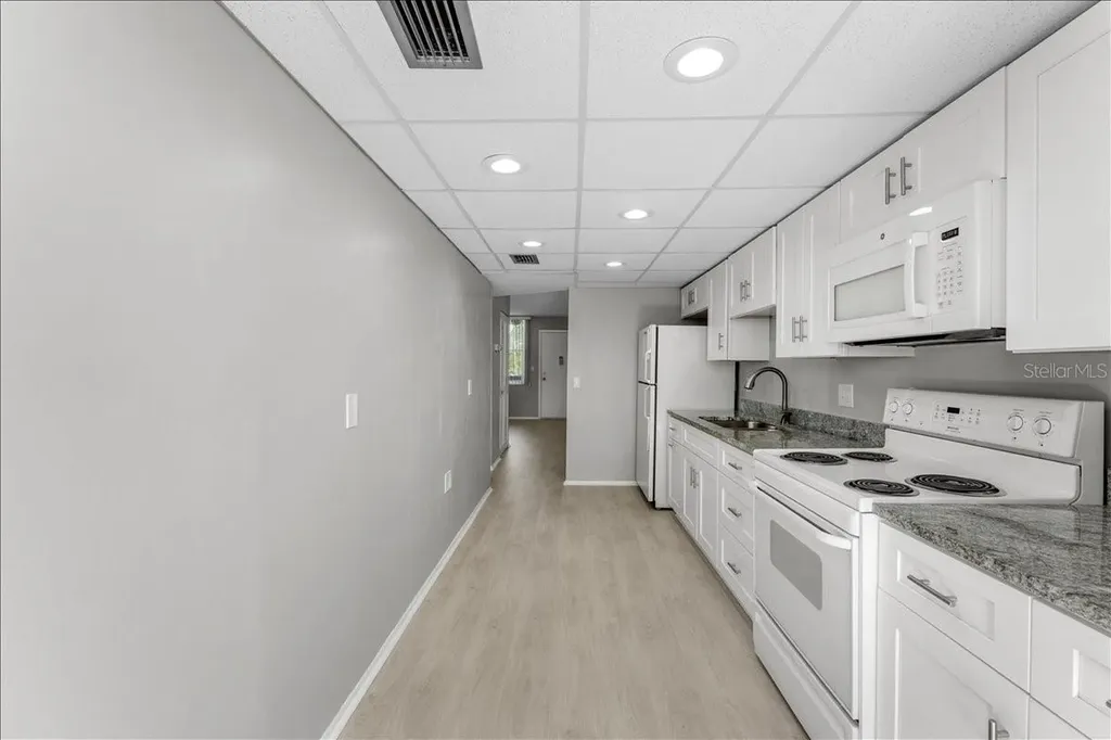 4885 1st Street NE St Petersburg FL 33703
