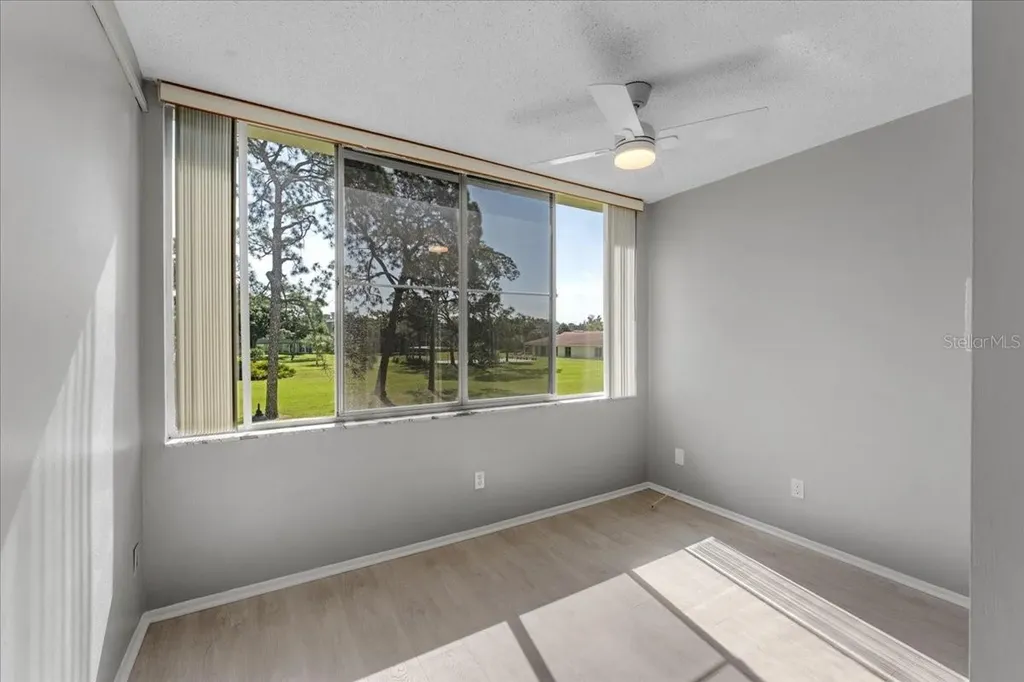 4885 1st Street NE St Petersburg FL 33703