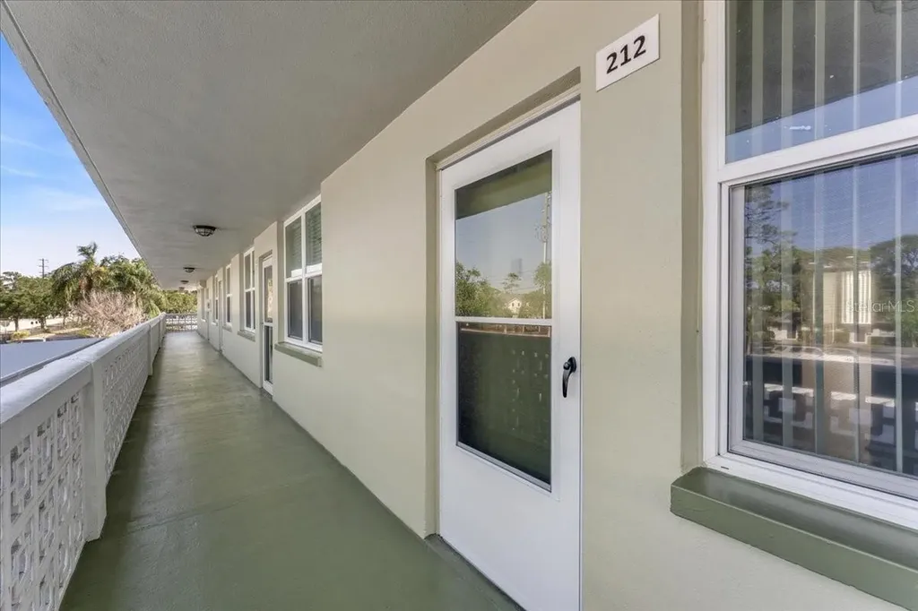 4885 1st Street NE St Petersburg FL 33703