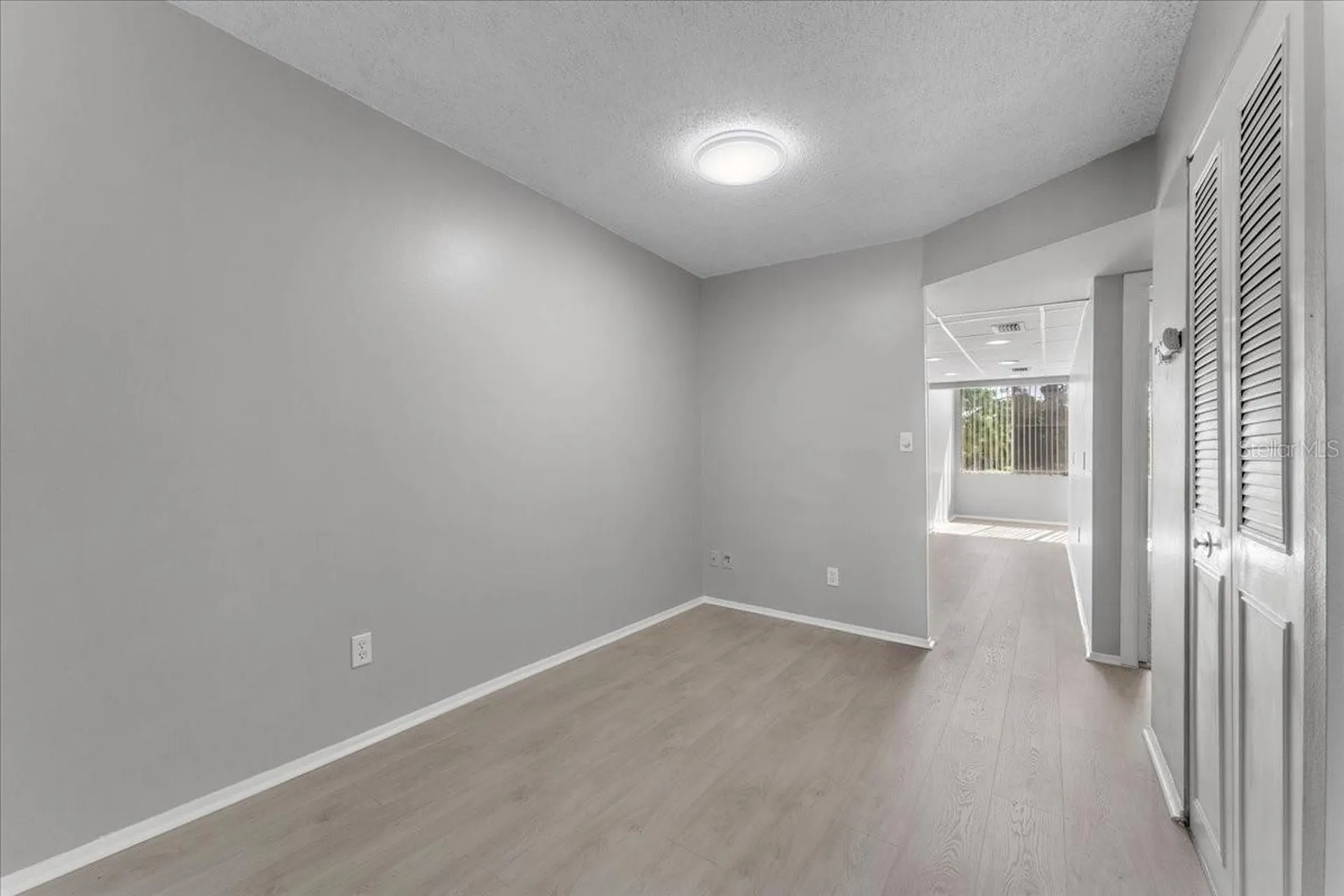 4885 1st Street NE St Petersburg FL 33703
