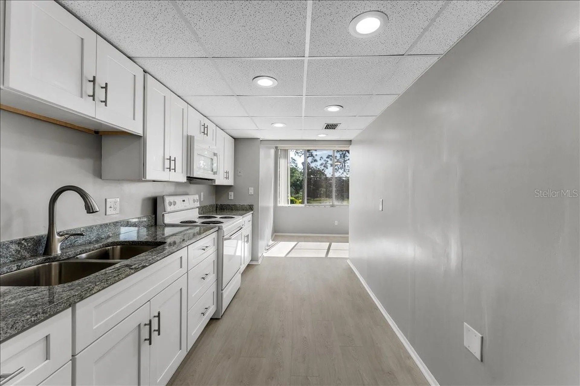 4885 1st Street NE St Petersburg FL 33703