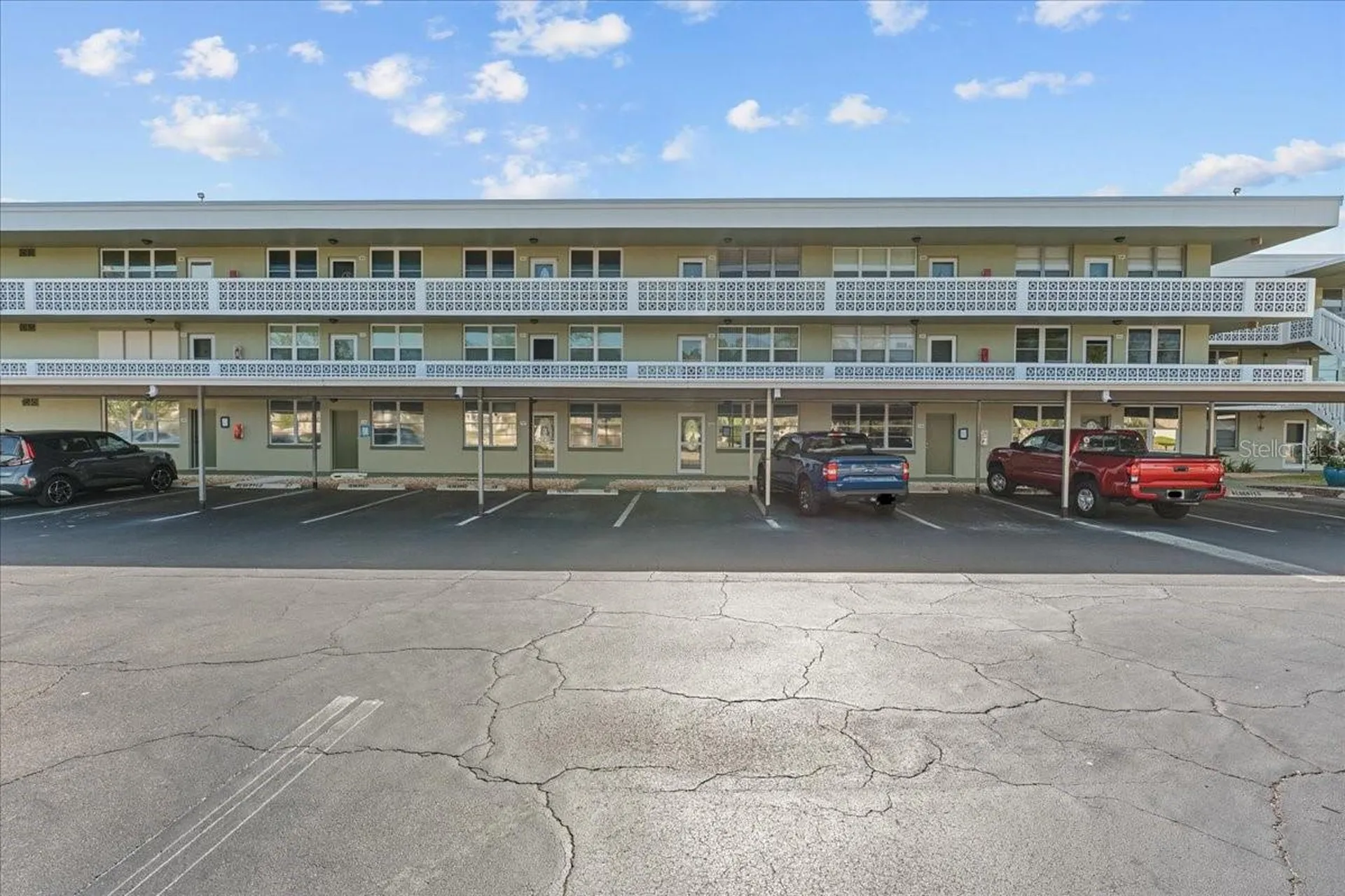 4885 1st Street NE St Petersburg FL 33703