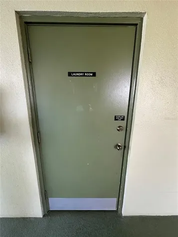 4885 1st Street NE St Petersburg FL 33703