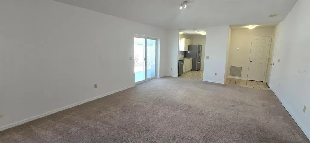 628 Dominguez Drive Lady Lake FL 32159