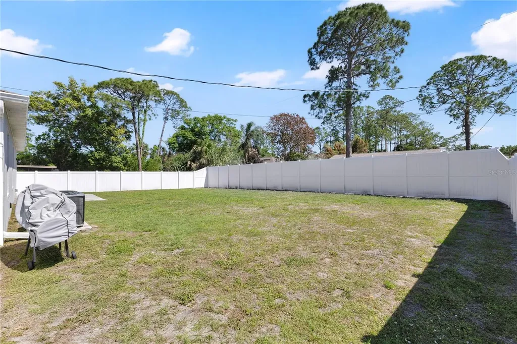 634 Brickell Street SE Palm Bay FL 32909