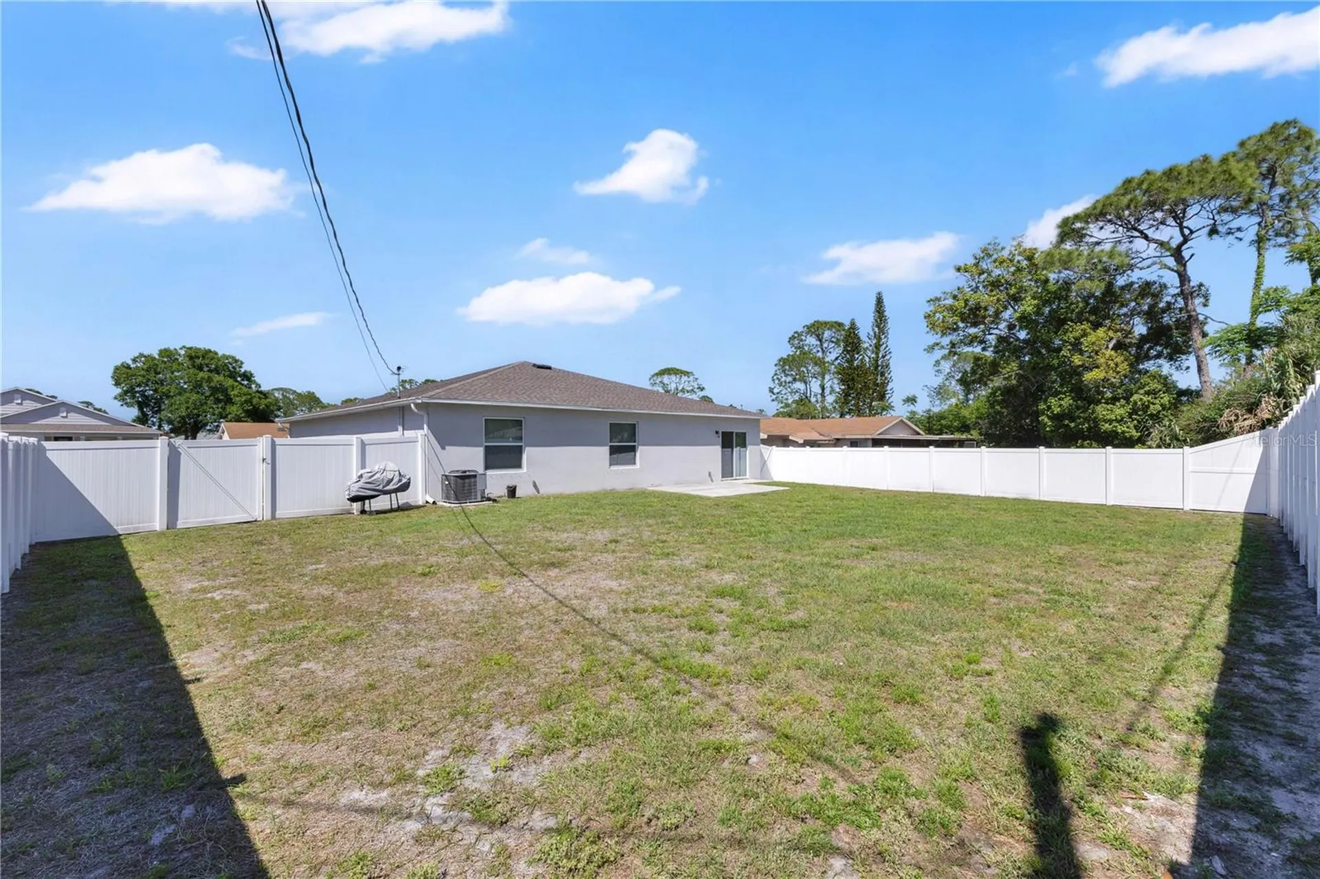 634 Brickell Street SE Palm Bay FL 32909