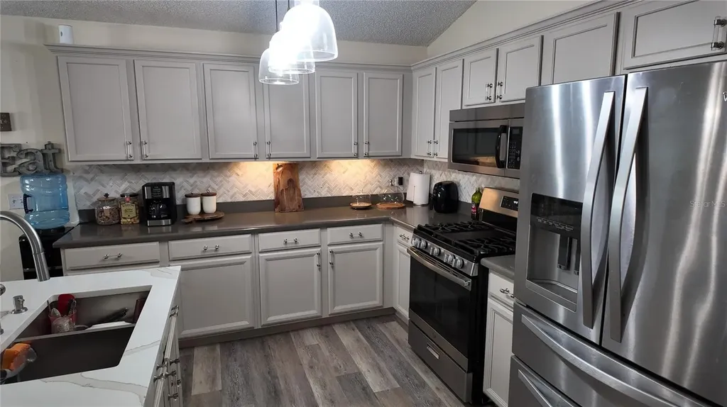 723 Lady Diana Drive Davenport FL 33837
