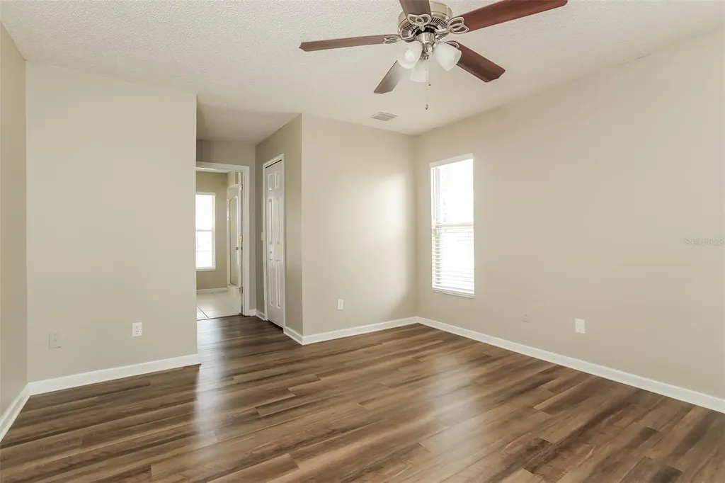 557 Oak Branch Circle Kissimmee FL 34758