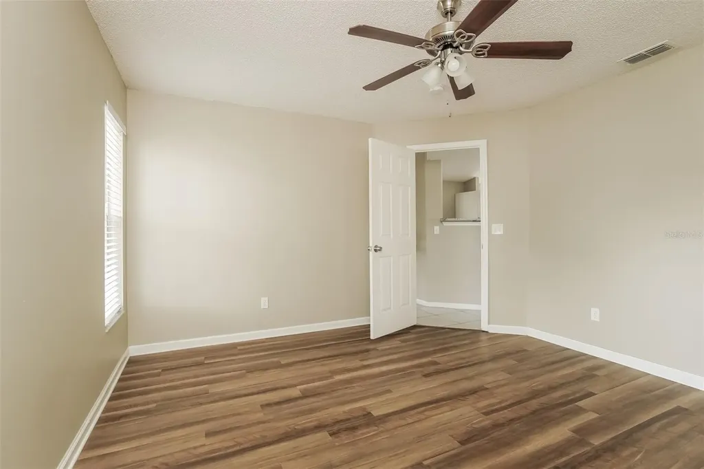 557 Oak Branch Circle Kissimmee FL 34758