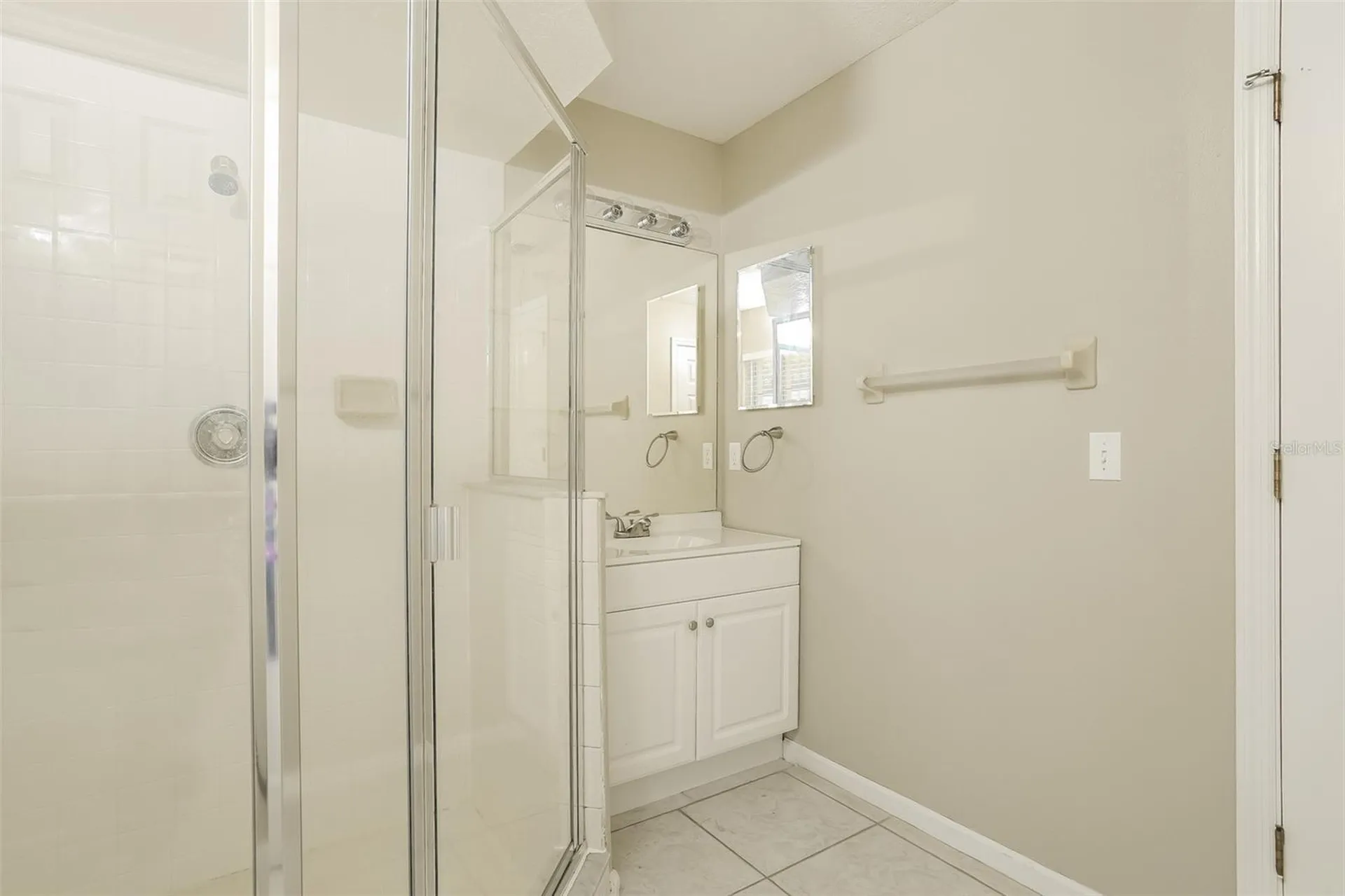 557 Oak Branch Circle Kissimmee FL 34758