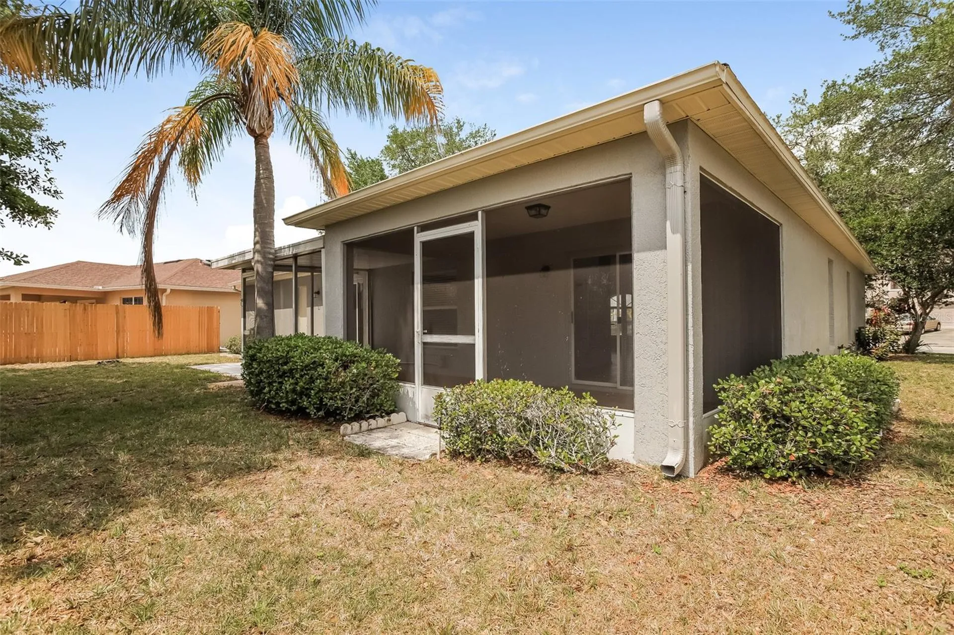 557 Oak Branch Circle Kissimmee FL 34758