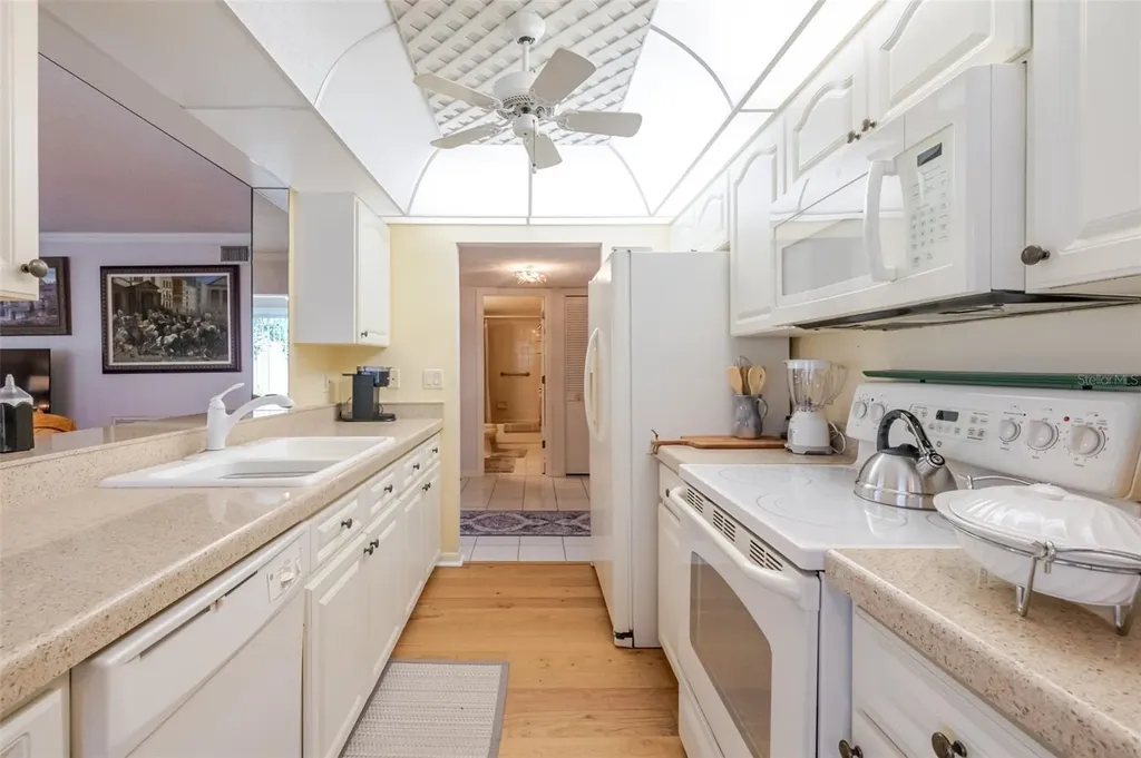 5609 Sheffield Greene Circle Sarasota FL 34235