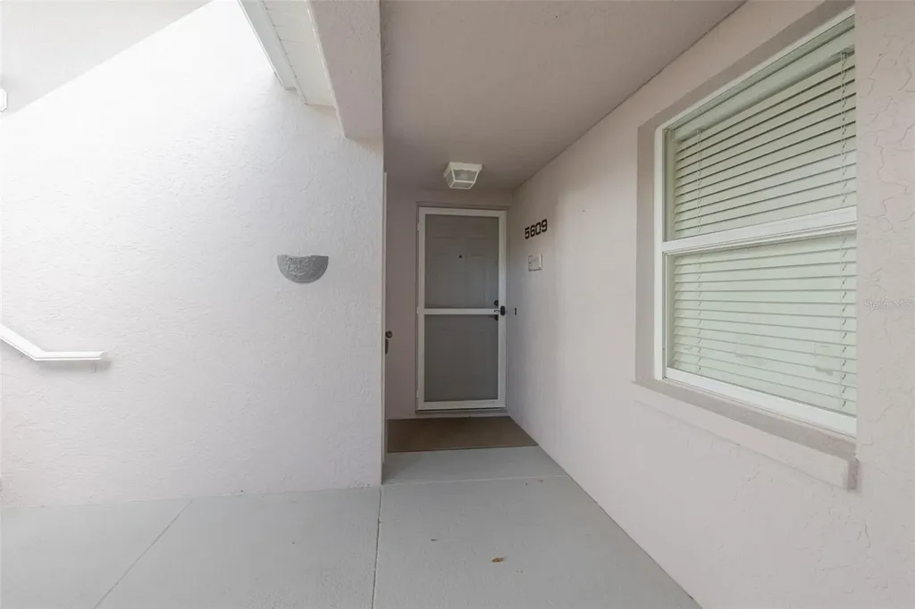 5609 Sheffield Greene Circle Sarasota FL 34235