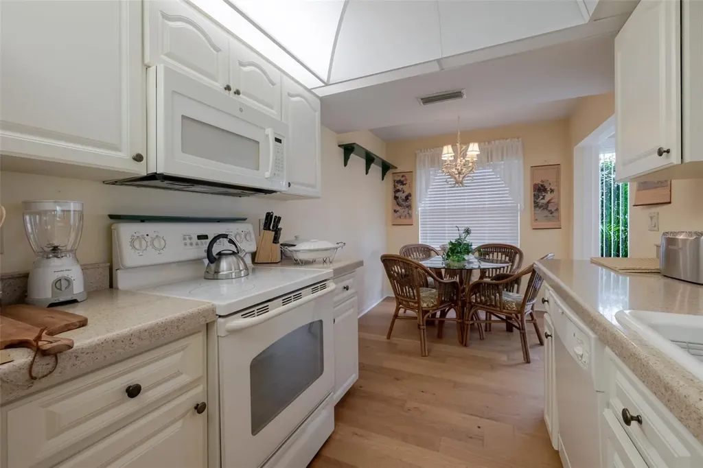 5609 Sheffield Greene Circle Sarasota FL 34235