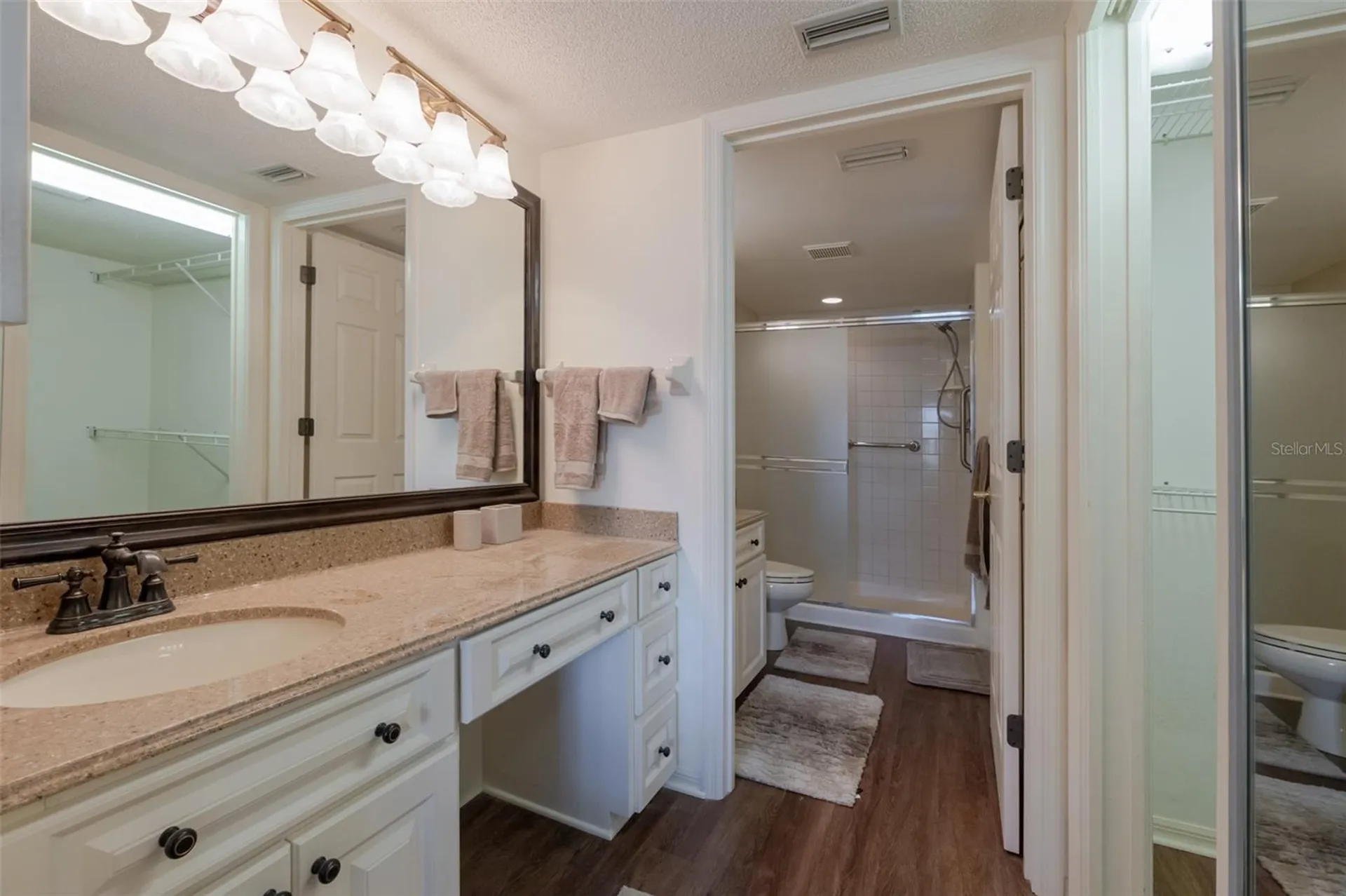 5609 Sheffield Greene Circle Sarasota FL 34235
