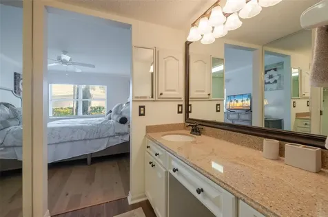 5609 Sheffield Greene Circle Sarasota FL 34235