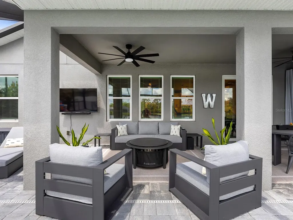 192 Daylily Boulevard Nokomis FL 34275