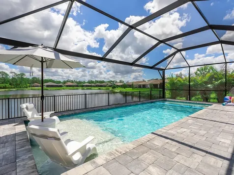192 Daylily Boulevard Nokomis FL 34275