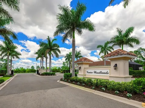 192 Daylily Boulevard Nokomis FL 34275
