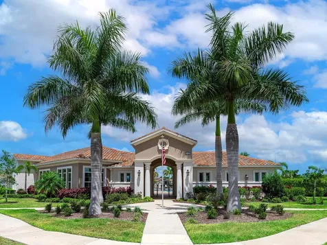 192 Daylily Boulevard Nokomis FL 34275