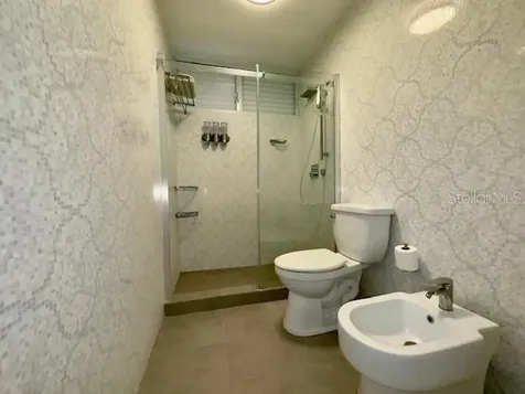 1386 Avenue San Ignacio Guaynabo PR 00969